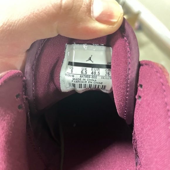 Jordan 3 maroon beater - Picture 4 of 5